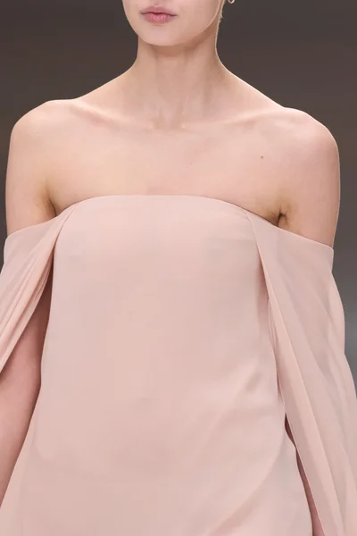 Look 70